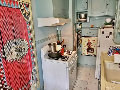Kitchen - 1030 E Ocean #308, Long Beach, CA 90802 photo 2 of 3