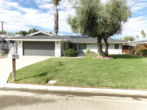 177 N Stanford St, Hemet, CA 92544
