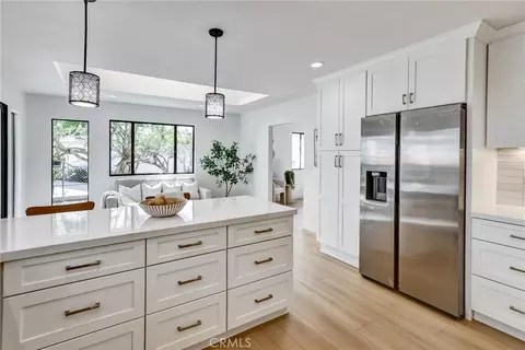 Kitchen - 5515 Thunderbird, La Jolla, CA 92037 photo 5 of 6