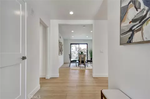Entry Way - 5515 Thunderbird, La Jolla, CA 92037 photo 1 of 3