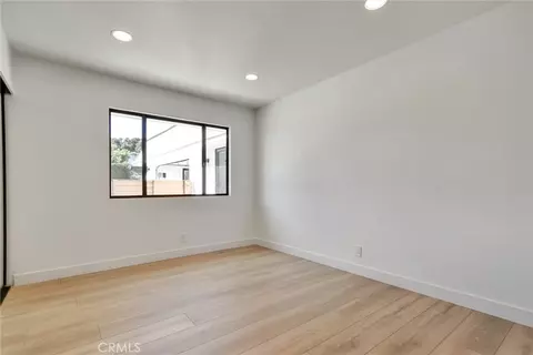 Bedroom - 5515 Thunderbird, La Jolla, CA 92037 photo 2 of 12
