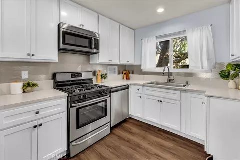 1919 N Sherry Ln #31, Santa Ana, CA 92705