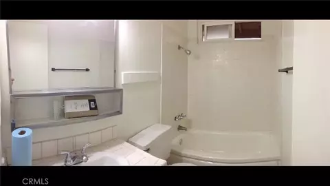 Bath - 160 W Cascade, Rialto, CA 92376 photo 2 of 3