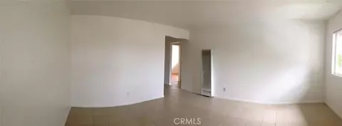 Living - 160 W Cascade, Rialto, CA 92376 photo 3 of 4