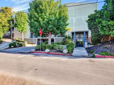 2929 Waverly, Los Angeles, CA 90039