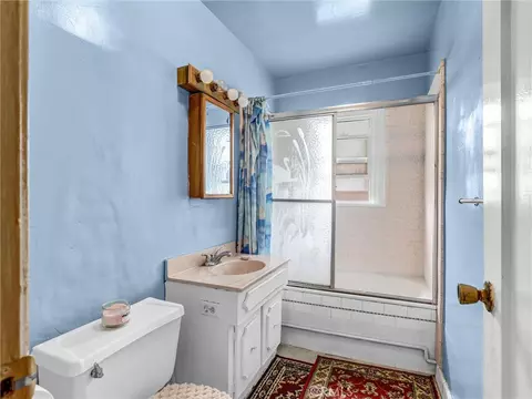 Bath - 405 S Ward, Compton, CA 90221 photo 1 of 2