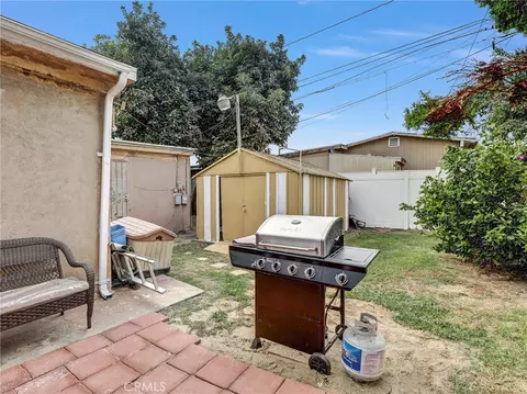 Exterior - 405 S Ward, Compton, CA 90221 photo 5 of 11