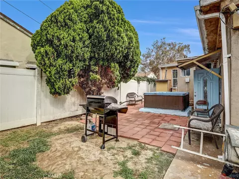 Exterior - 405 S Ward, Compton, CA 90221 photo 10 of 11