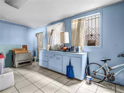 Entry Way - 405 S Ward, Compton, CA 90221 photo 2 of 2