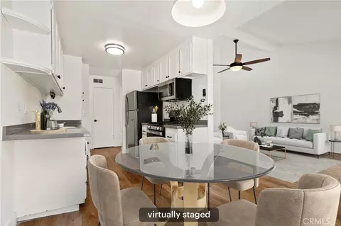 700 W La Veta Ave #T4, Orange, CA 92868