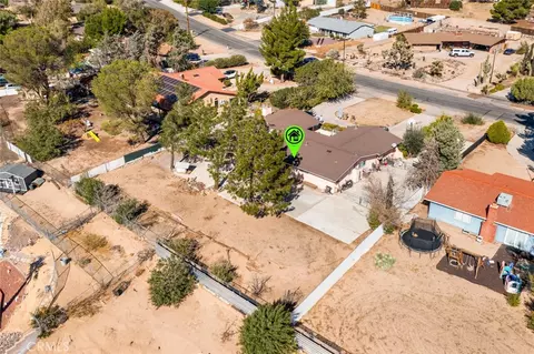 View/Area - 18629 Orange, Hesperia, CA 92345 photo 2 of 17