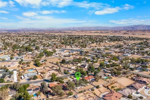 View/Area - 18629 Orange, Hesperia, CA 92345 photo 14 of 17
