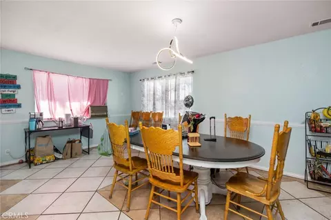 Dining - 18629 Orange, Hesperia, CA 92345 photo 1 of 2