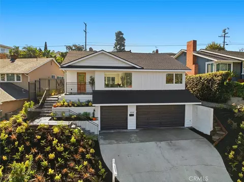 205 Vista Del Parque, Redondo Beach, CA 90277