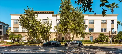 425 S Anaheim Blvd #3, Anaheim, CA 92805