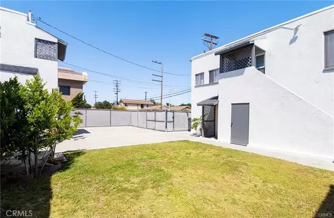 13000 Paramount, Downey, CA 90242 photo 3