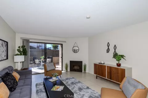 1460 E Willow St #103, Signal Hill, CA 90755