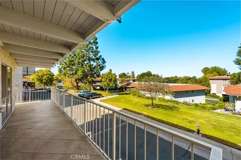 2286 Via Puerta #A, Laguna Woods, CA 92637