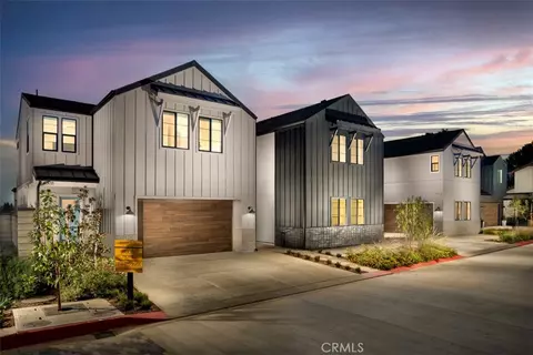 18016 Roch Ct, Fountain Valley, CA 92708