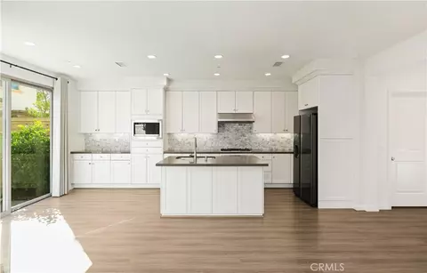Kitchen - 128 Full Sun, Irvine, CA 92618 photo 1 of 3