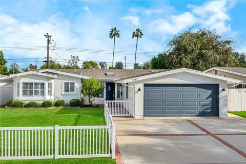 3210 Iowa St, Costa Mesa, CA 92626