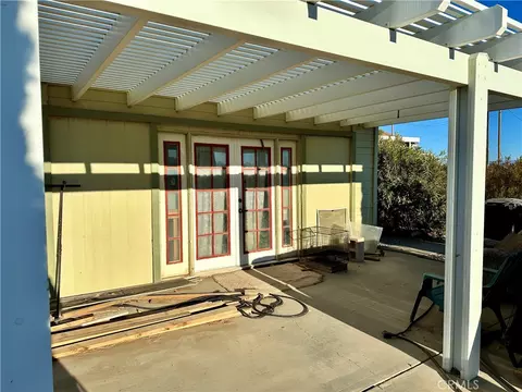 7524 Olivine Rd, Phelan, CA 92371
