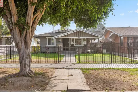1320 W 58th Pl, Los Angeles, CA 90044