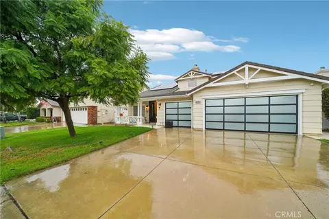 27658 Trailhead Ct, Corona, CA 92883
