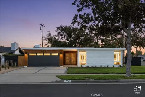 734 W Maplewood, Fullerton, CA 92832