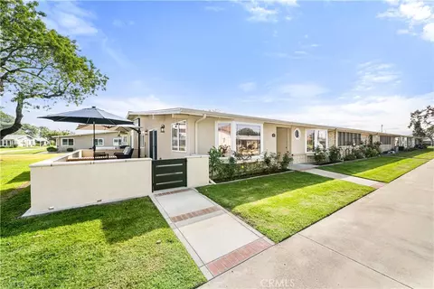 1560 Interlachen Road M12-66l, Seal Beach, CA 90740