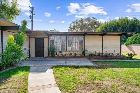 836 W Barbara, West Covina, CA 91790