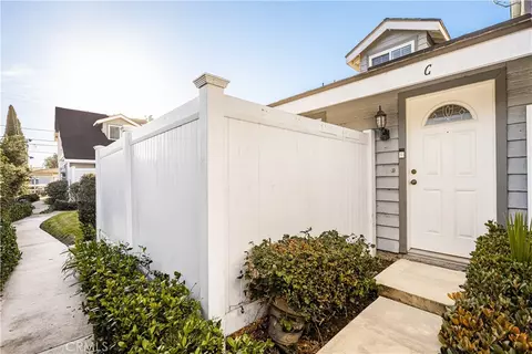 1062 Walnut St #C, Tustin, CA 92780
