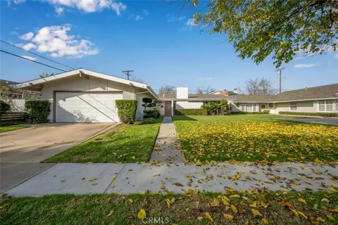 3241 Druid Ln, Los Alamitos, CA 90720