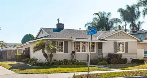 1006 W Maple Ave, Orange, CA 92868