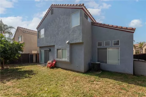 Exterior - 11541 Plane Tree, Fontana, CA 92337 photo 5 of 7