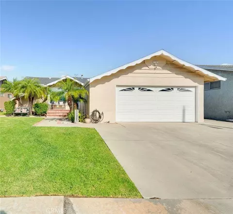 11321 212th, Lakewood, CA 90715