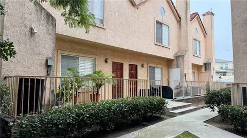 20807 Elaine Ave # 4, Lakewood, CA 90715