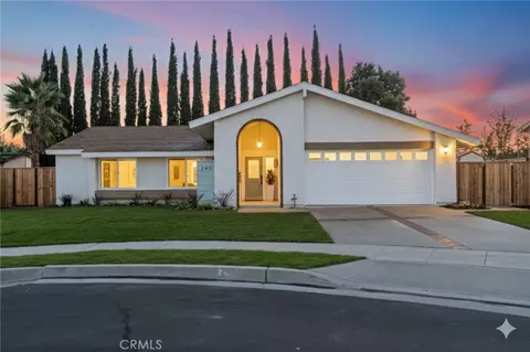 242 E Paddle Wheel, Orange, CA 92865