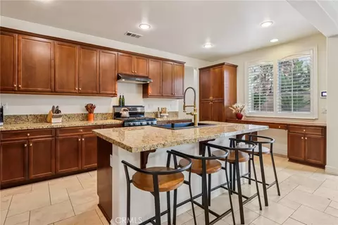 Kitchen - 24892 Pine Mountain Ter, Corona, CA 92883 photo 1 of 3