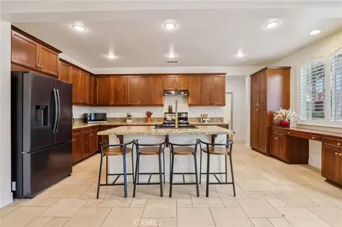 Kitchen - 24892 Pine Mountain Ter, Corona, CA 92883 photo 2 of 5