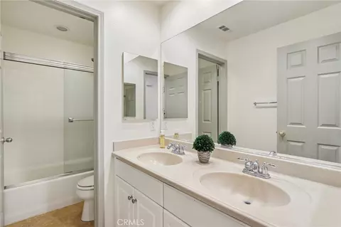 Bath - 24892 Pine Mountain Ter, Corona, CA 92883 photo 4 of 5