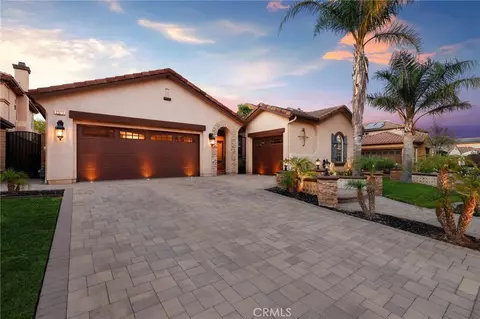 2571 N Skytop Ct, Orange, CA 92867
