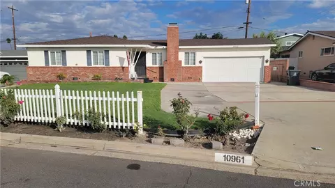 10961 Patricia Dr, Garden Grove, CA 92840