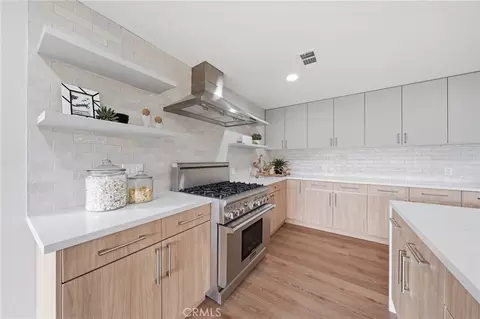 Kitchen - 20232 Evening Breeze, Walnut, CA 91789 photo 8 of 10