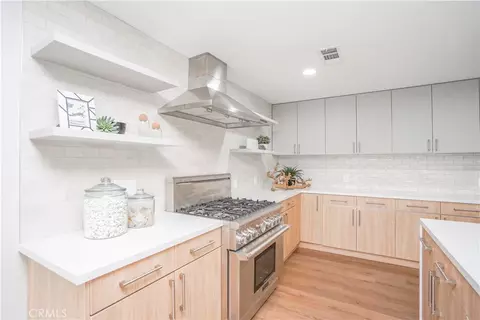 Kitchen - 20232 Evening Breeze, Walnut, CA 91789 photo 8 of 9