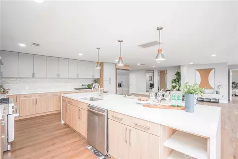 Kitchen - 20232 Evening Breeze, Walnut, CA 91789 photo 7 of 9