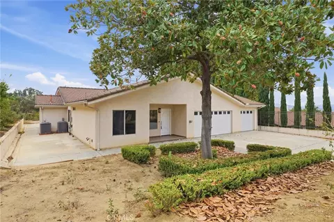 Exterior - 20232 Evening Breeze, Walnut, CA 91789 photo 2 of 7