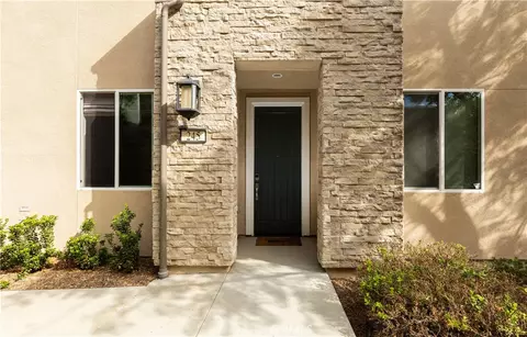 245 Follyhatch, Irvine, CA 92618