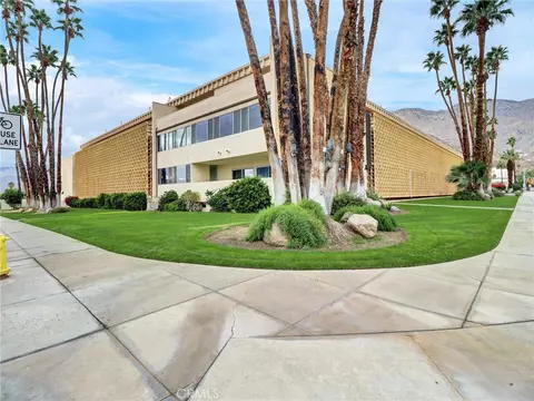277 E Alejo Rd #214, Palm Springs, CA 92262