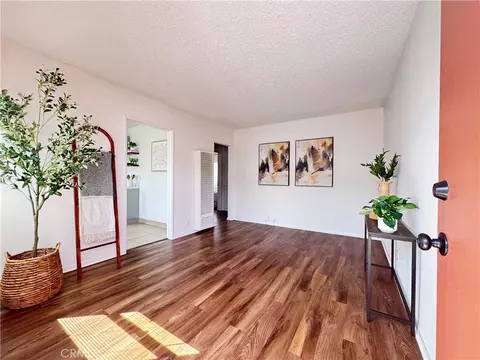 5010 W El Segundo Blvd, Hawthorne, CA 90250